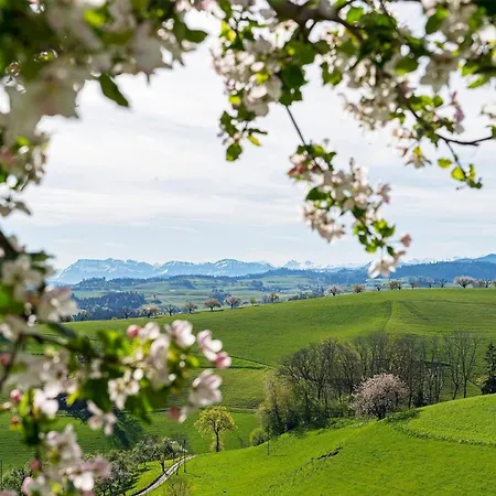 Auszeit Bauernhof: Gemütliche Im E-bike-paradies Emmental